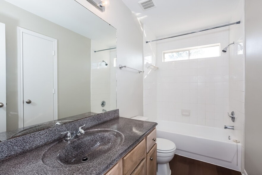 Building Photo - 4723 Pleasant Trail