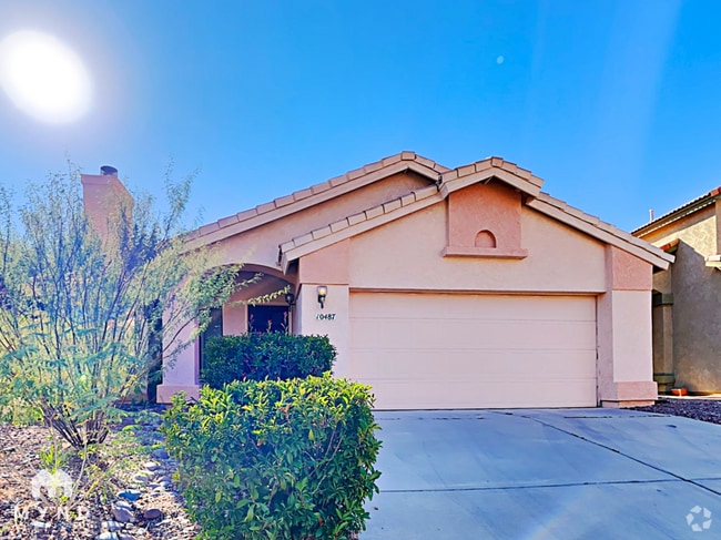 Building Photo - 10487 N Fairway Vista Ln