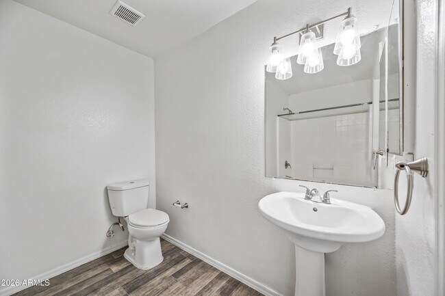 Building Photo - 3065 N 67th Ave