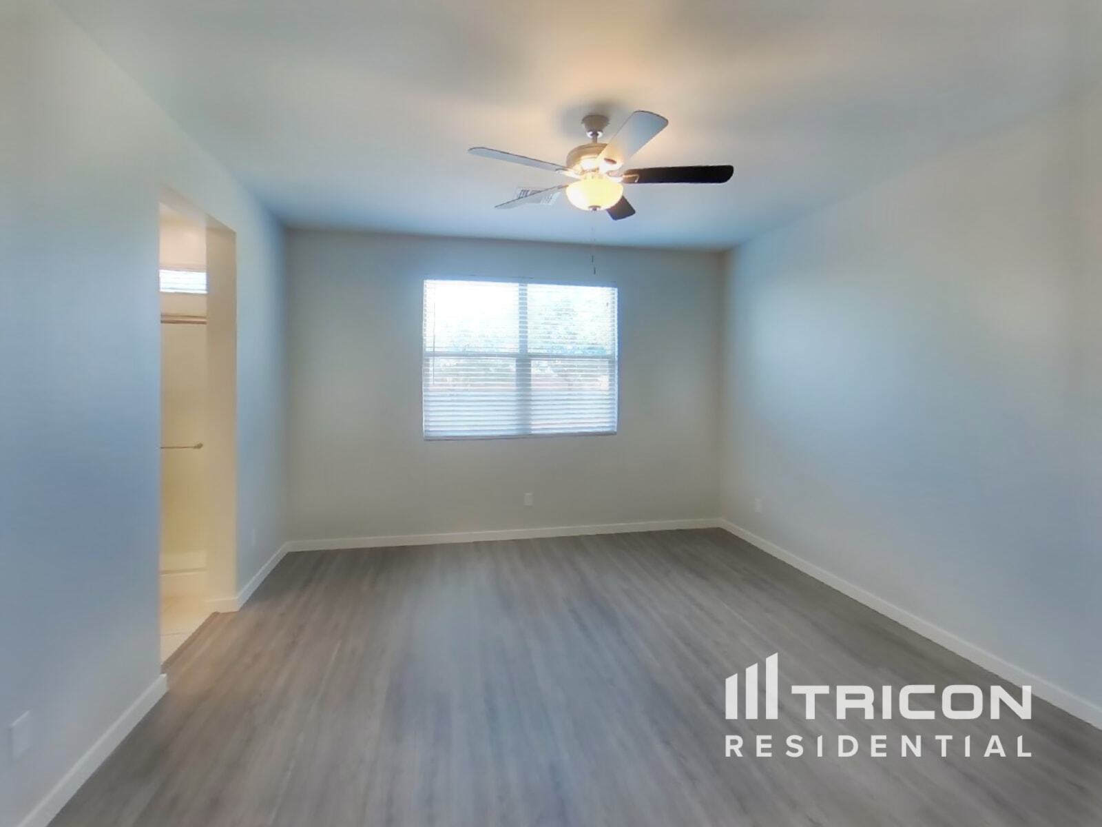 Building Photo - 40647 W Hensley Way