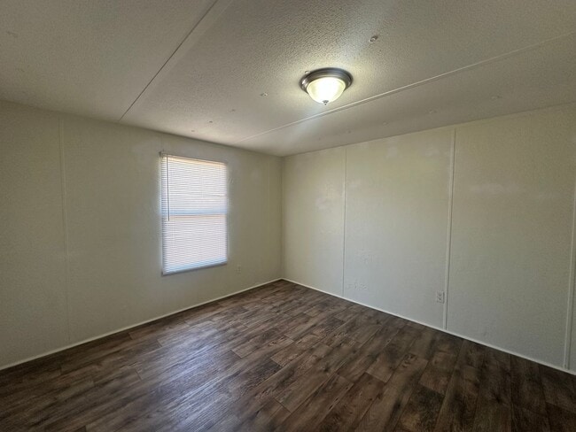 Building Photo - 134 Littleton St