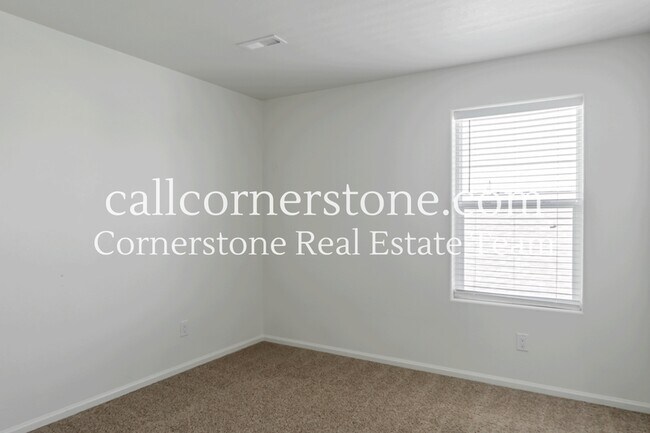 Building Photo - 10011 Seawolf Dr