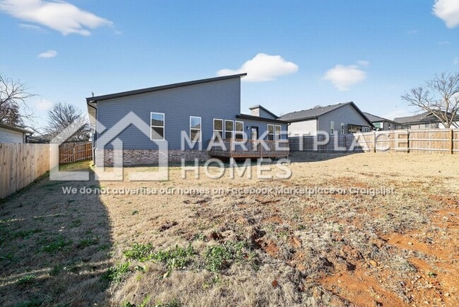 Building Photo - 1000 Clayton Rd