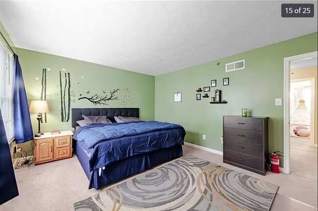 Building Photo - 236 Fieldbrook Dr