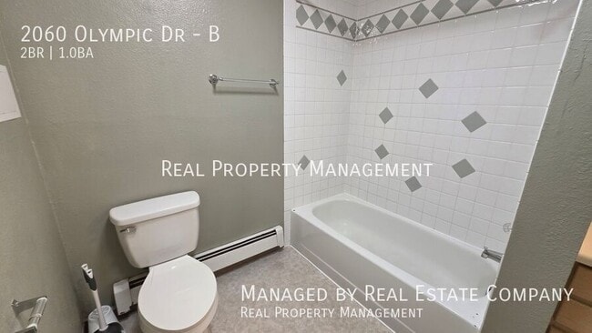 Building Photo - 2060 Olympic Dr