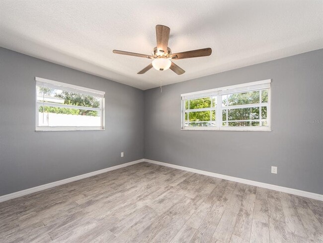 Building Photo - 682 Druid Park Dr W