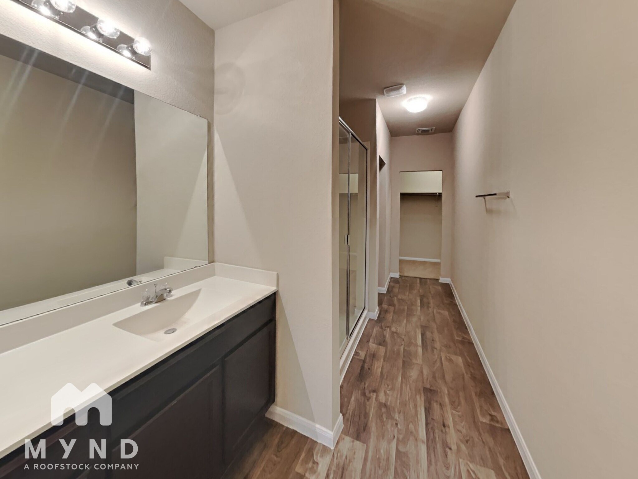 Building Photo - 12213 Waterford Run Way
