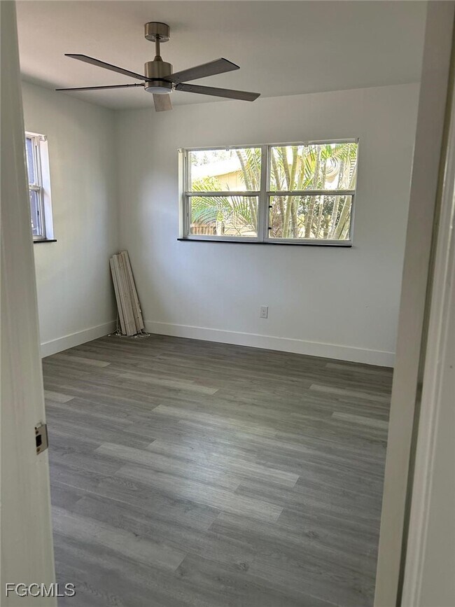 Building Photo - 3835 Arlington St