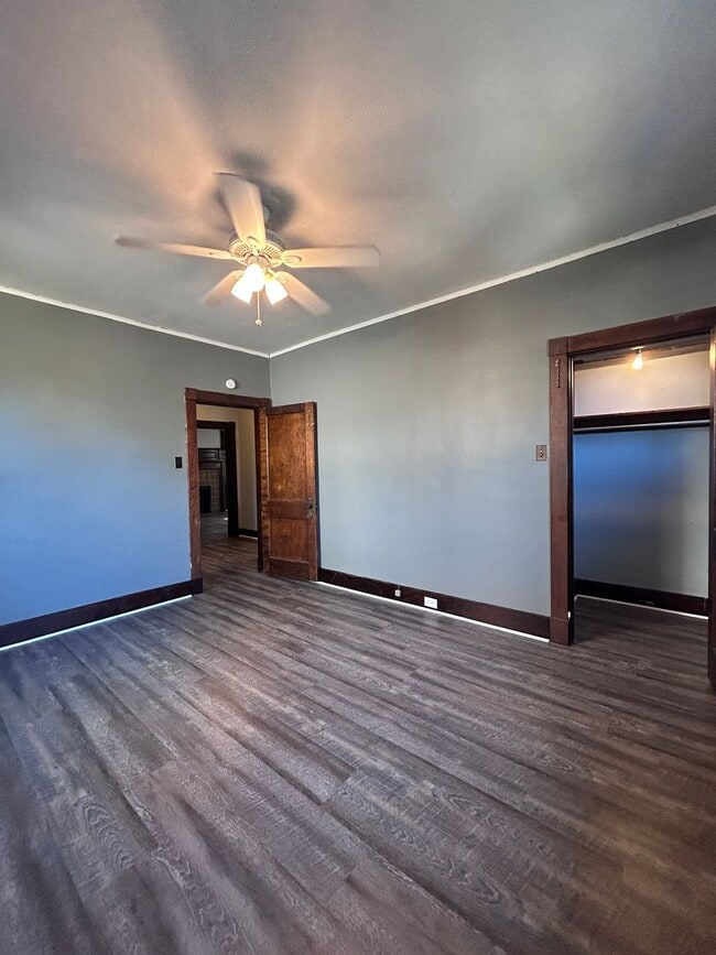 Building Photo - 3 Bed 1 Bath Duplex (Observatory Hill)