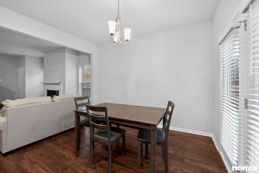 Building Photo - 1765 Labonte Pkwy