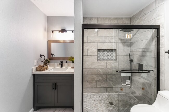 Building Photo - 9425 Fondren Rd