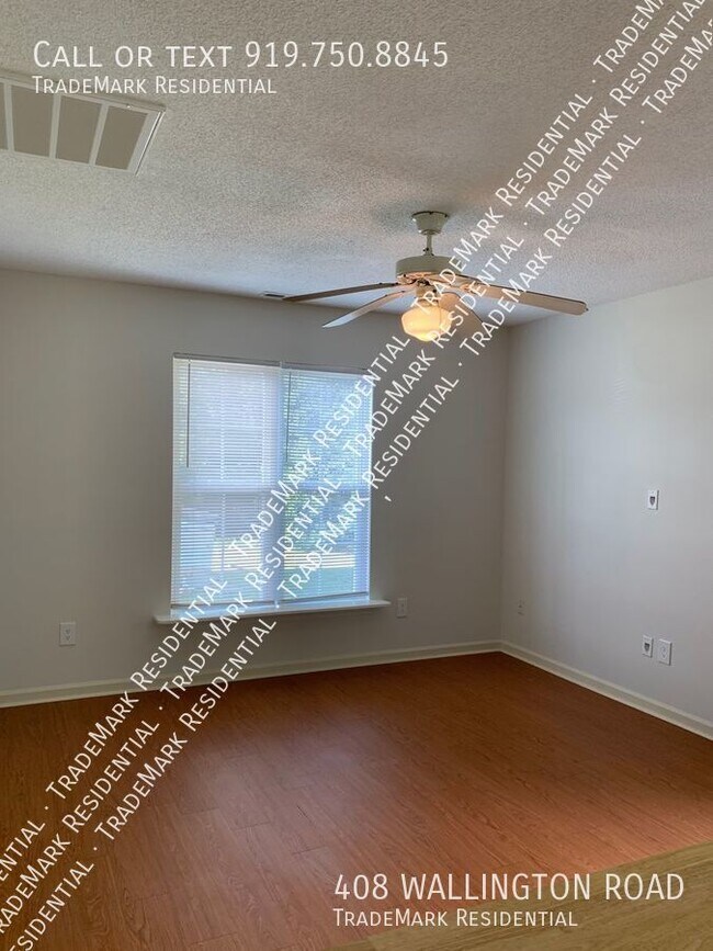 Building Photo - 1 Bedroom 1 Bath House with Garage