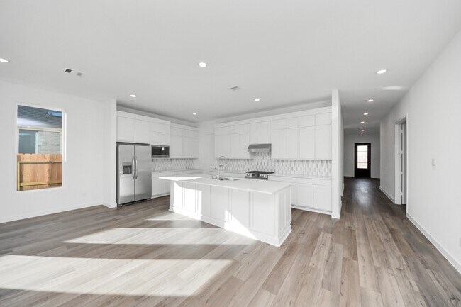 Building Photo - 32031 Victoria Meadow Dr