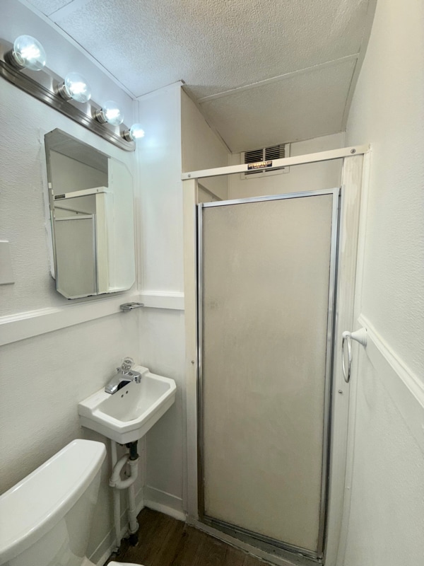 Building Photo - 736 N Pearl St