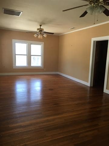 Building Photo - 1390 FM 1187
