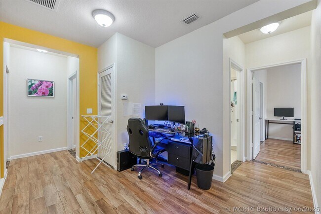 Building Photo - 4755 Cypress Street