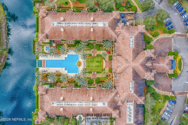 Building Photo - 955 Registry Blvd