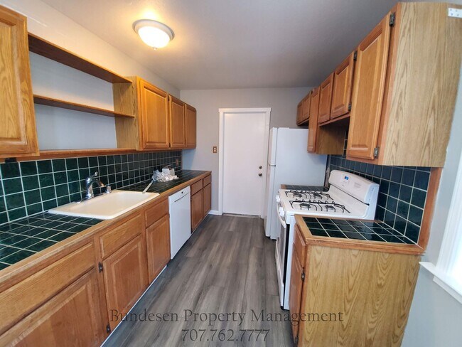 Building Photo - 332 Coronado Dr