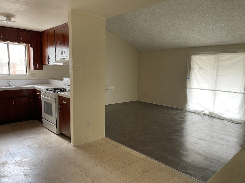 Building Photo - 805 Cadillac Dr