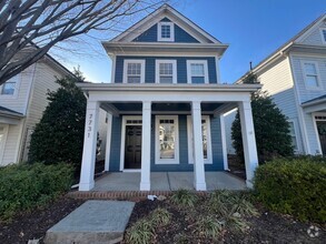 Building Photo - Stunning 3BD, 2.5BA Raleigh Home Located i...