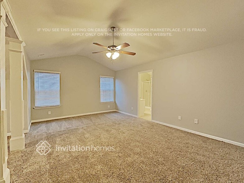 Building Photo - 38 Lilyfield Ln