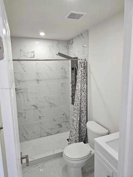 Building Photo - 6140 SW 156th Ct