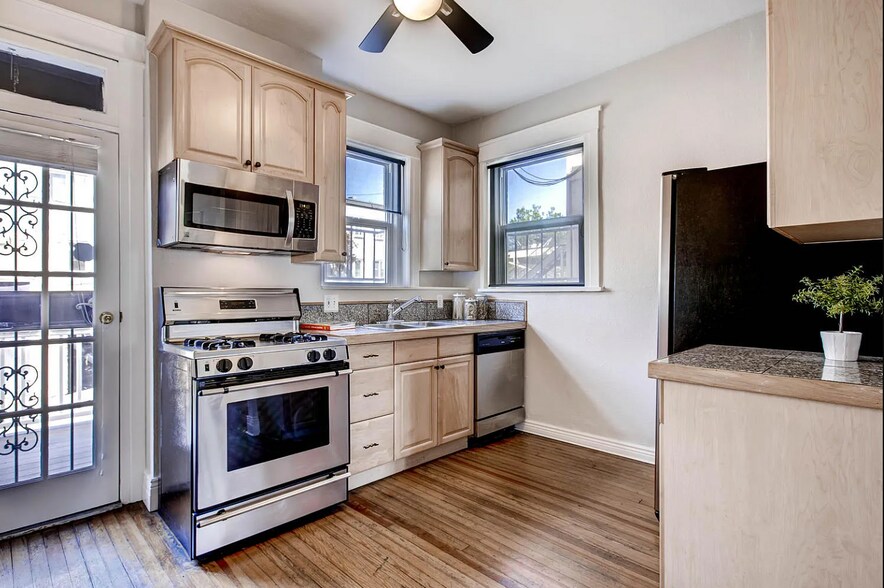 Building Photo - 1333 E 17th Ave