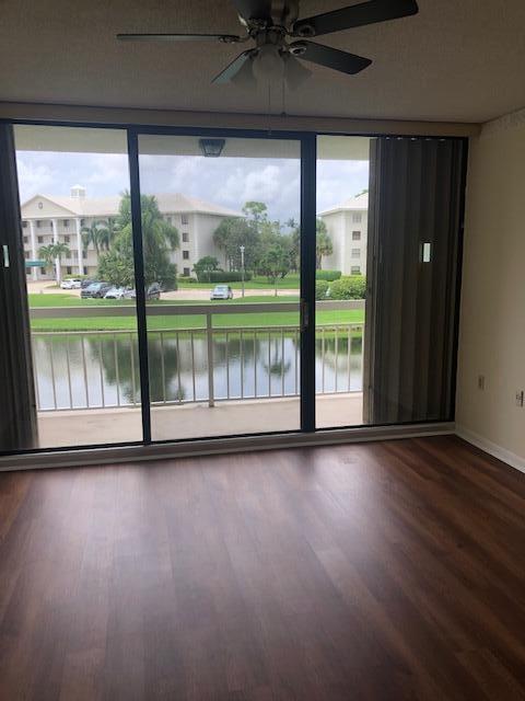 Building Photo - 6217 Balboa Cir