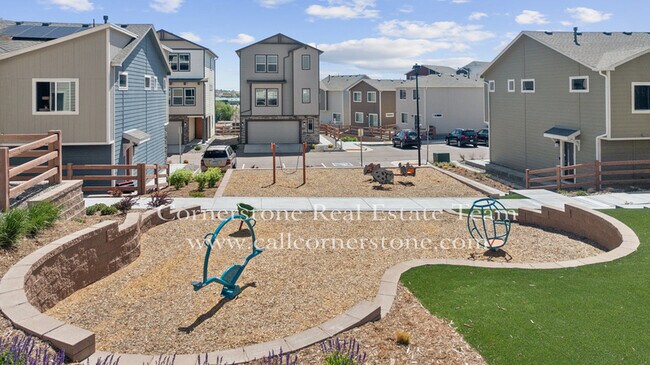 Building Photo - 7446 Marbled Wood Pt