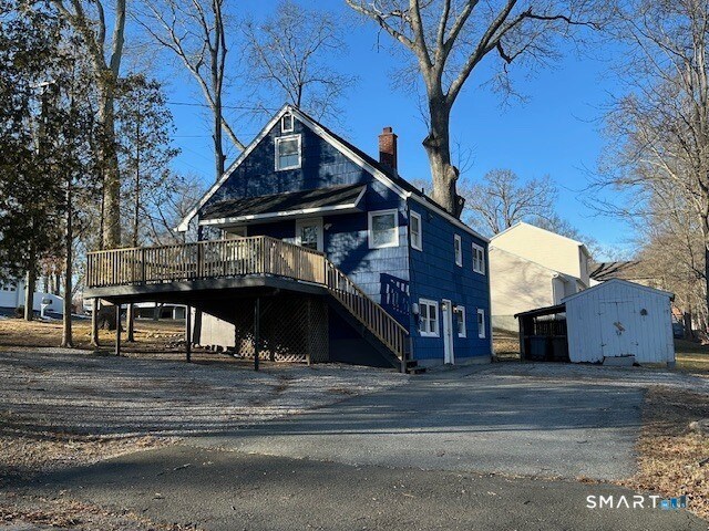 Building Photo - 15 Oakwood Rd