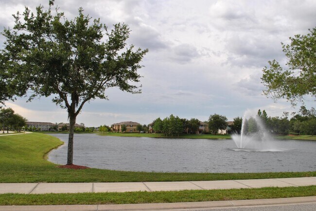 Building Photo - 612 Champion Ridge Dr