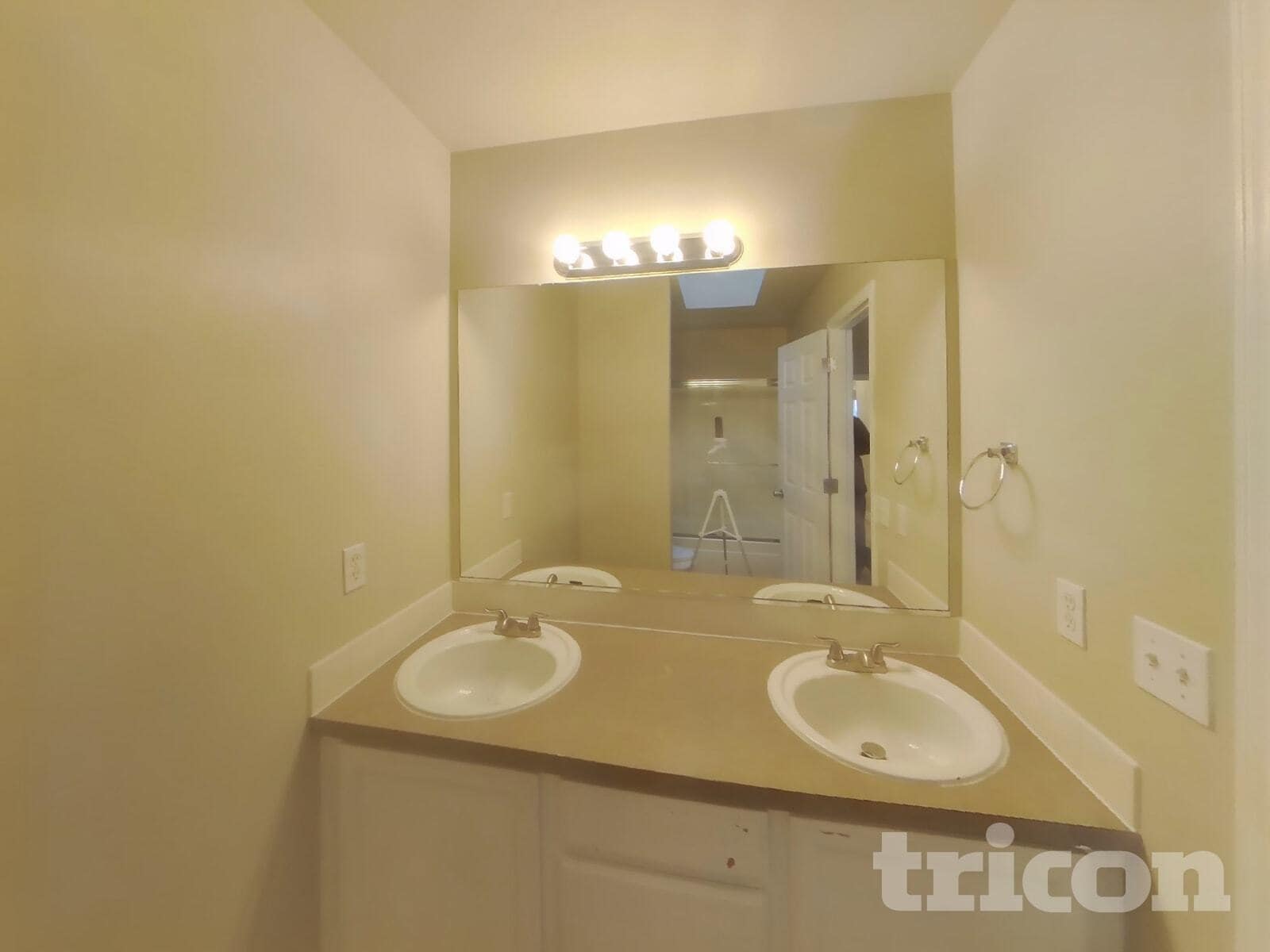 Building Photo - 4518 S 79th St