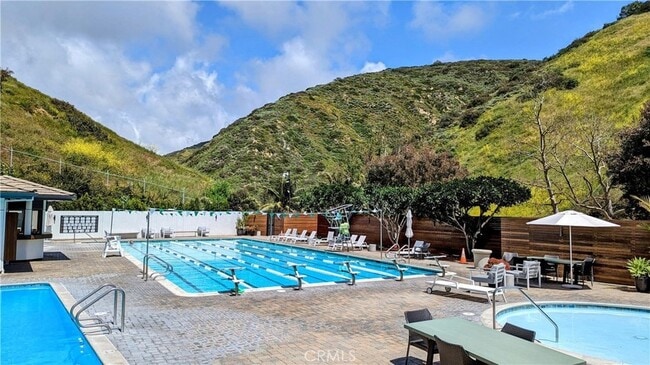 Building Photo - 1131 Emerald Bay