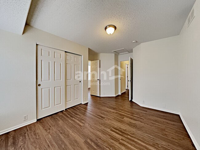 Building Photo - 15833 E 98th Pl