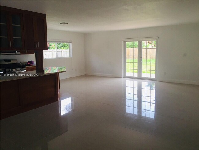 Building Photo - 20545 Leeward Ln