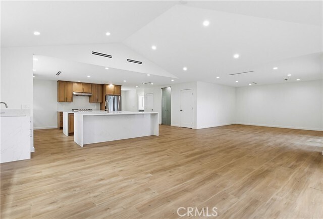 Building Photo - 5440 Alcove Ave