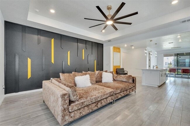 Building Photo - 6494 Rover Wy