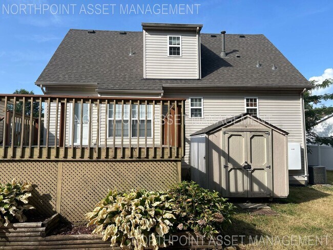 Building Photo - Welcome to 4 Bedroom and 3.5 Bath Home In ...