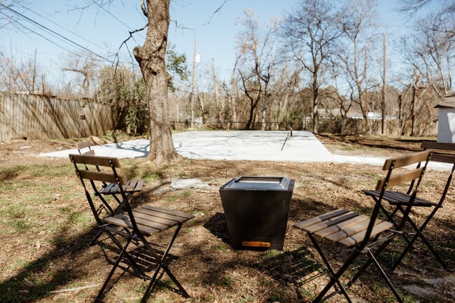 Building Photo - 1824 N 12th St