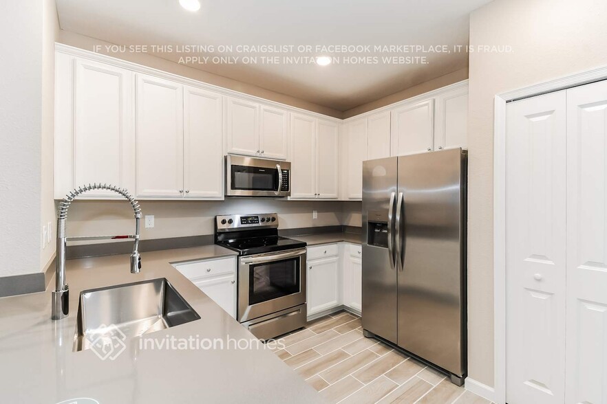 Building Photo - 664 Cherry Ridge Dr