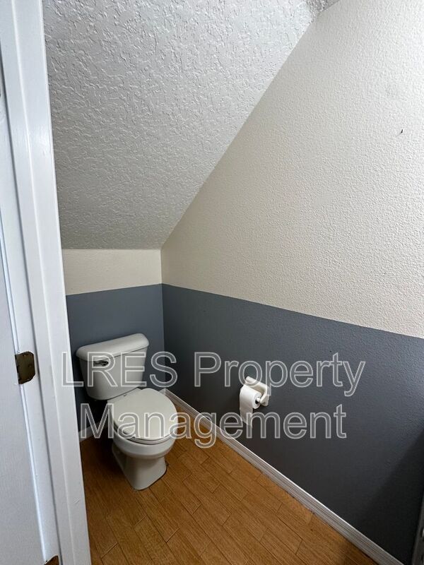 Building Photo - 2825 Cliffe Ct