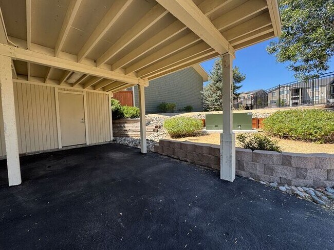 Building Photo - Fully Remodeled Lakeside Retreat at Virgin...
