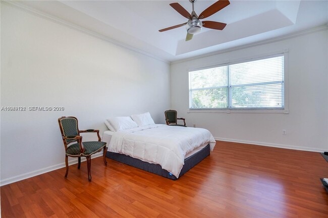 Building Photo - 2227 Portofino Ave