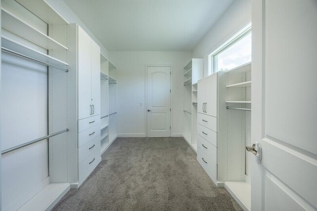 Building Photo - 13090 Bromborough Dr