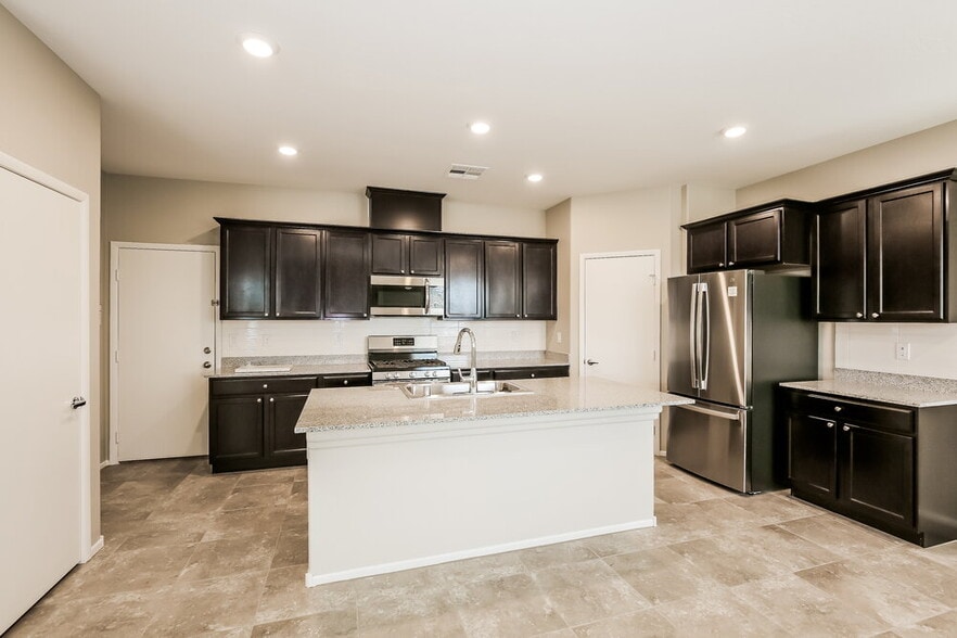 Building Photo - 4397 Fire Glow Ave