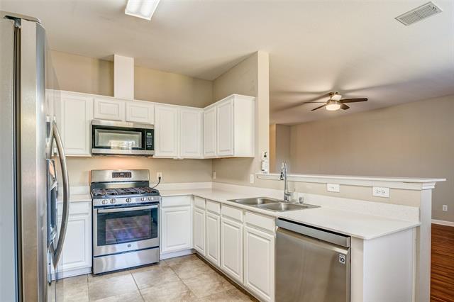 Building Photo - 1541 Cliff Creek Dr