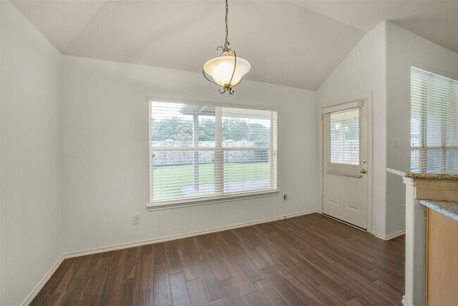 Building Photo - 1414 Phoenician Dr