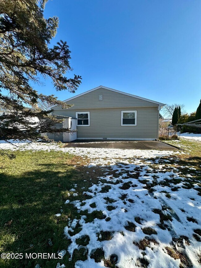 Building Photo - 57 Encinitas Dr