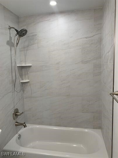 Building Photo - 541 104th Ave N