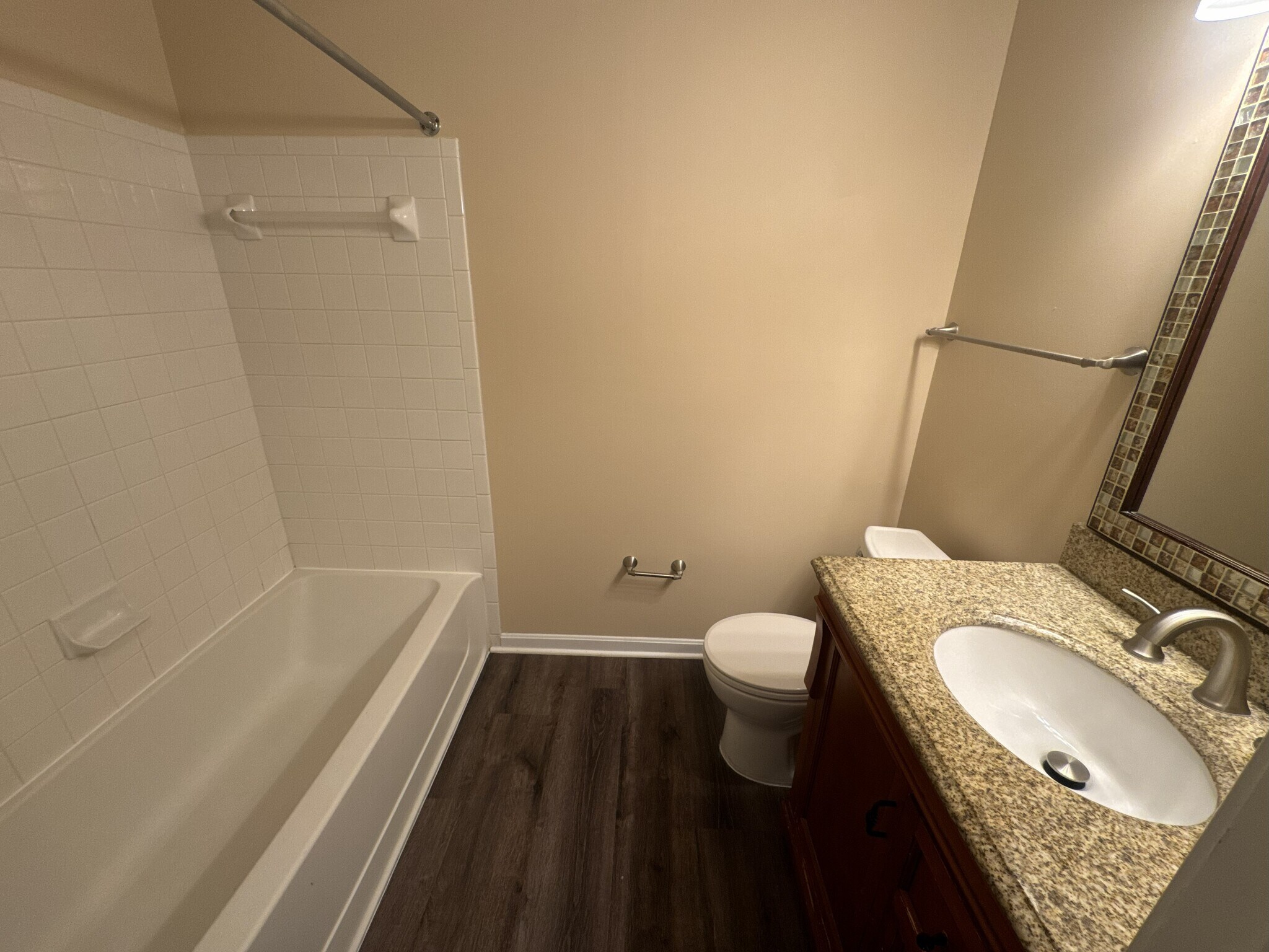 Building Photo - 4607 Deepwood Ct